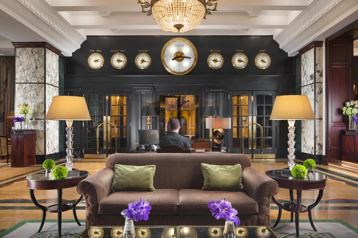Esplanade Hotel Lobby.jpg
